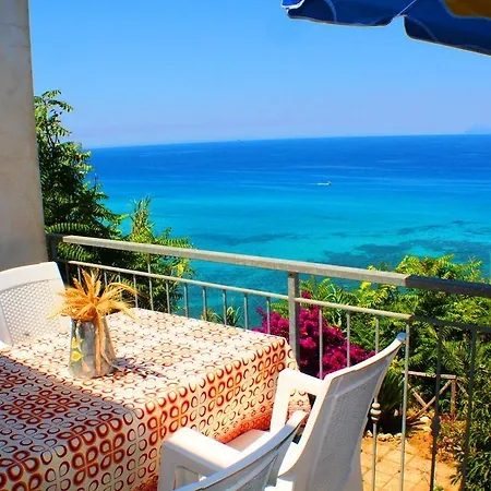 Torre Marino Apartment Ricadi